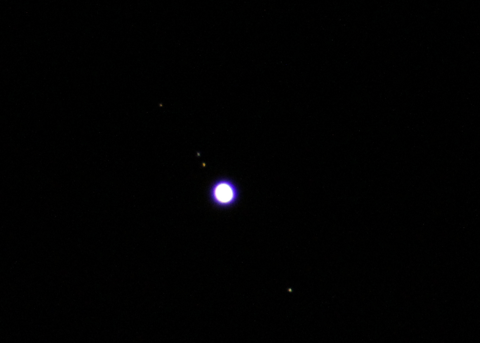 Description of Image 4